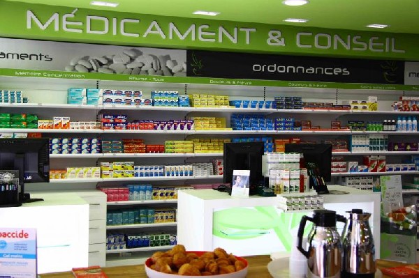 Nous offrons à notre clientèle un vaste choix de médicaments à prescription facultative sur https://www.soin-et-nature.com/fr/157-medicaments-pharmacie-en-ligne